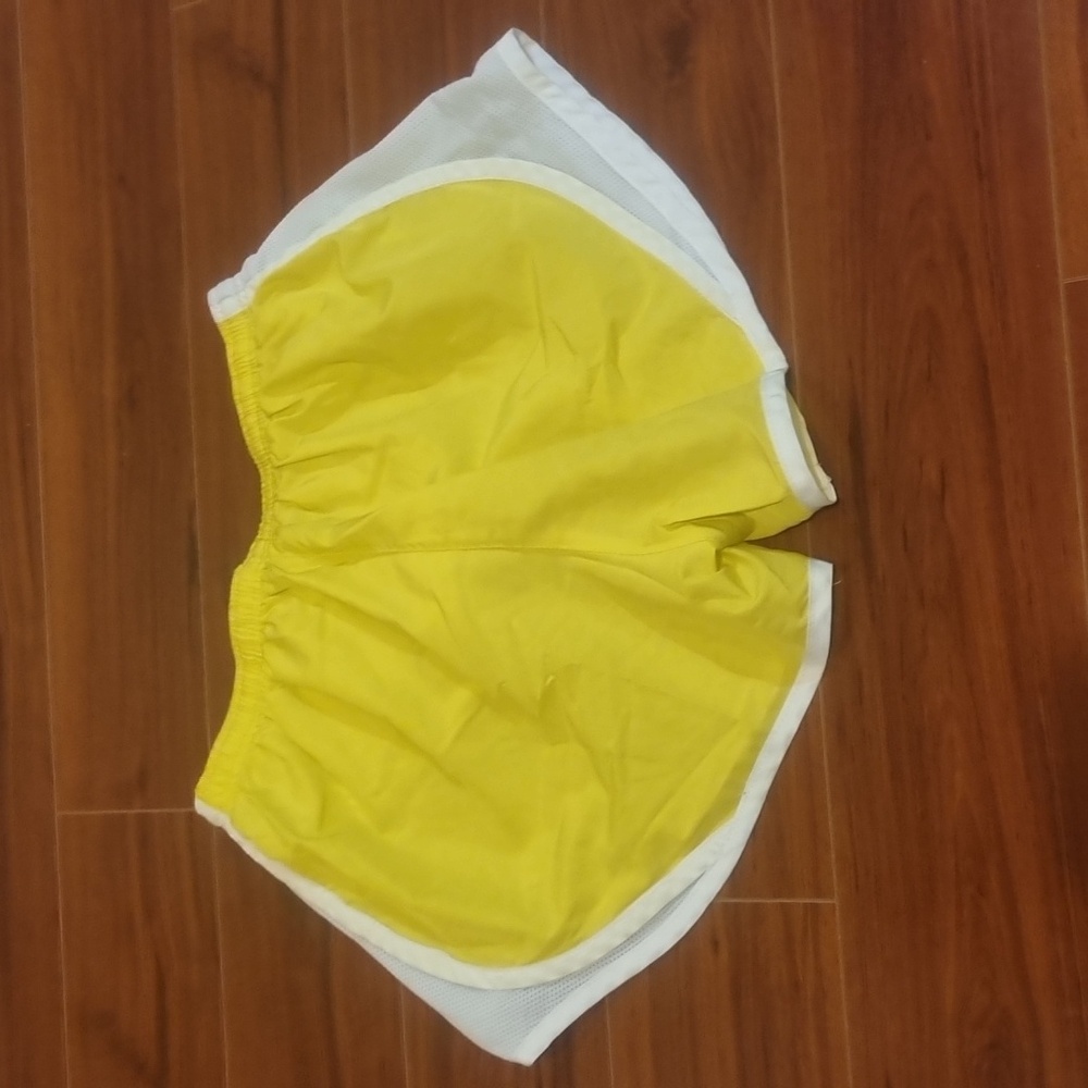 UZZI Running Shorts Set of 2 Size Medium - Picture 15 of 15